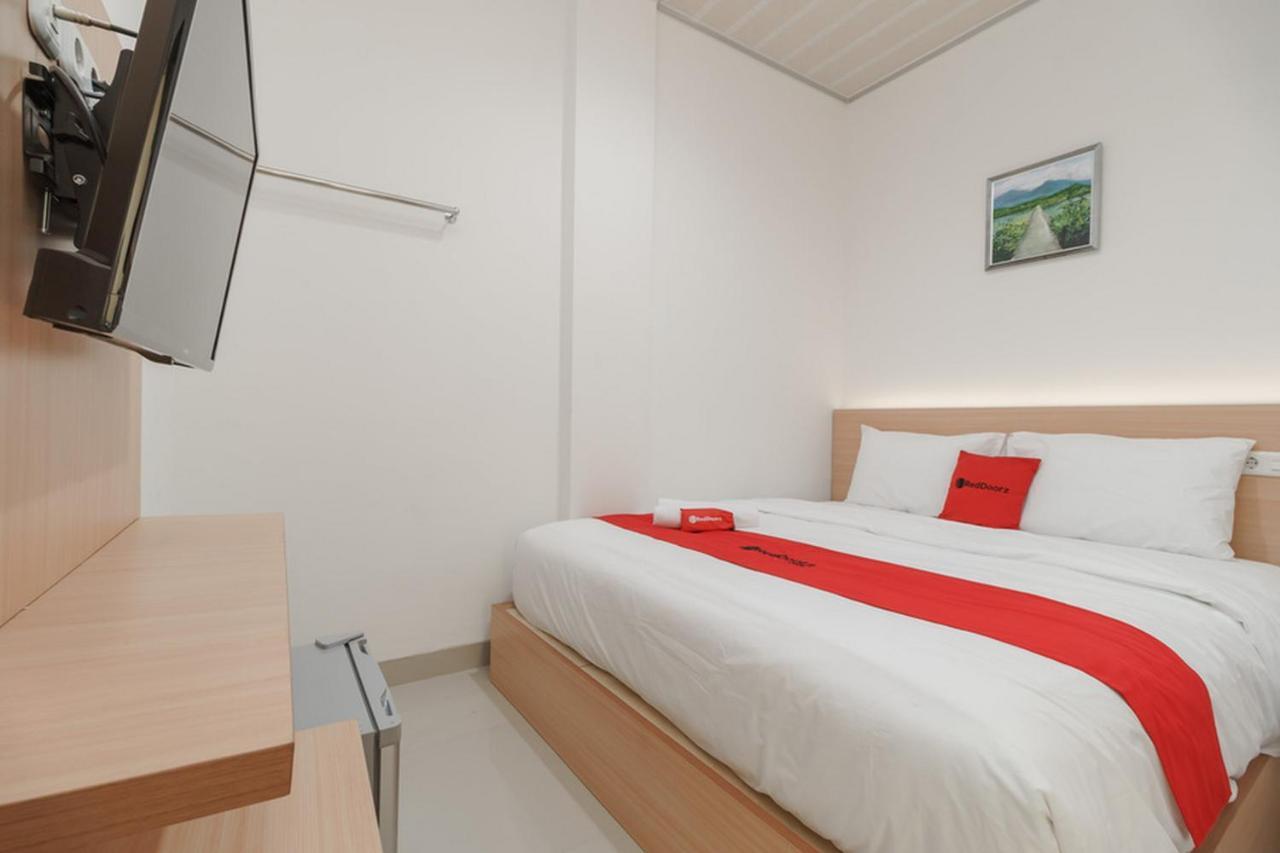 Reddoorz Plus Near Rs Rk Charitas 2 Palembang Exteriér fotografie
